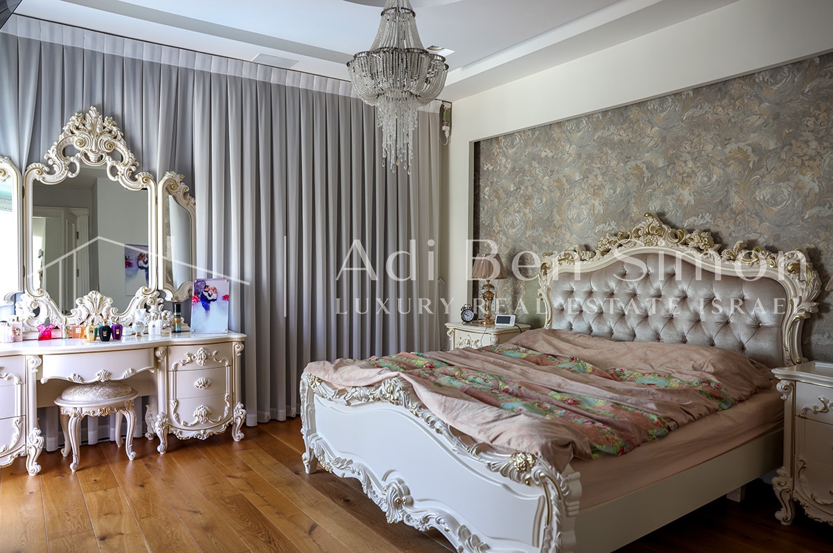 למכירה וילה יפיפיה בסגנון פרובנס בשכונת הגולף