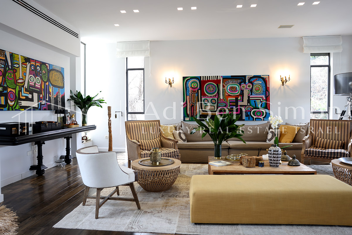 וילה בקיסריה למכירה