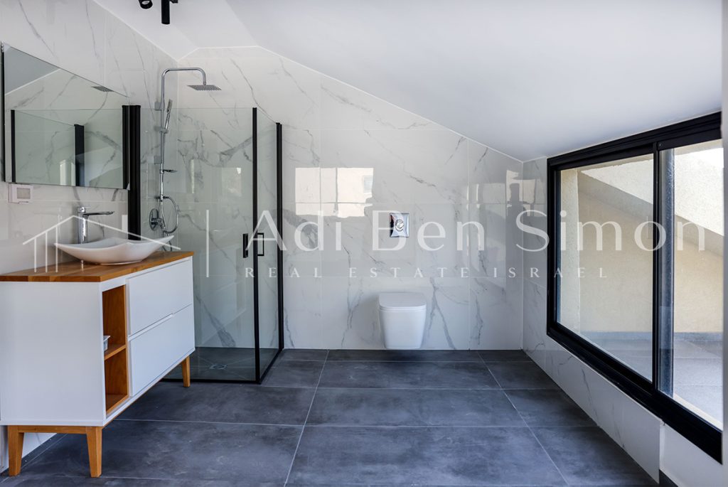 וילה בקיסריה